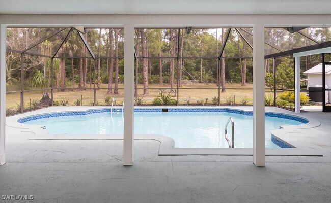 Building Photo - 5588 Wendy Ln