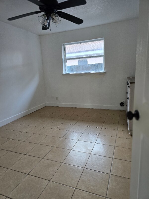 Building Photo - 1832 Callahan St