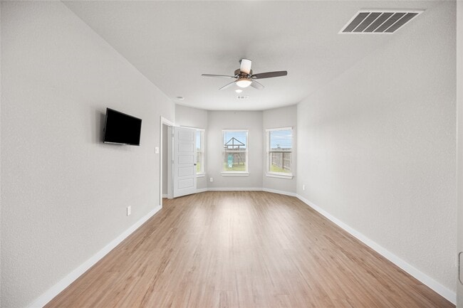 Building Photo - 10020 Lone Star Lndg Blvd