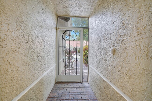 Building Photo - 5062 Toscana Trail