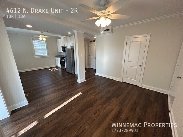 Building Photo - 4612 N Drake Ave