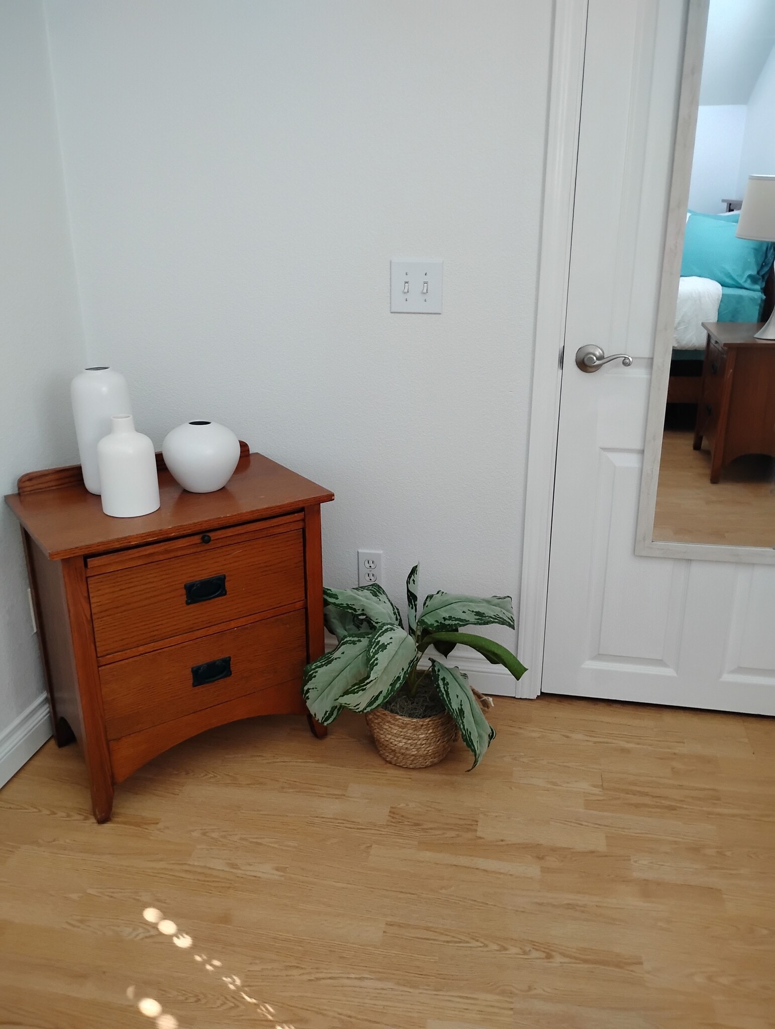 Building Photo - 522 Martita Plz