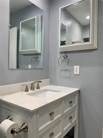 Building Photo - 5661 Phelps St