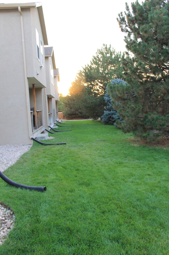 Building Photo - 7330 Kearney St