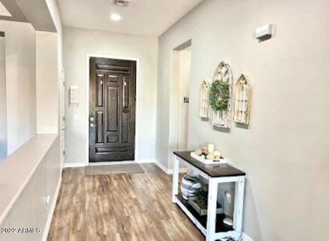 Building Photo - 19350 W Oregon Ave