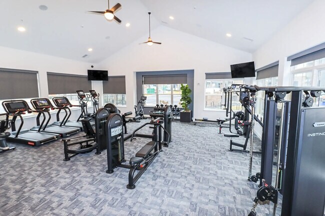 Building Photo - 5102 Aldersgate Dr