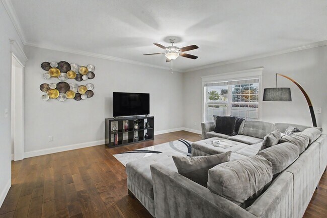 Building Photo - Spacious 4-Bedroom, 3.5-Bathroom Townhome & 2-Car Garage-West Champaign