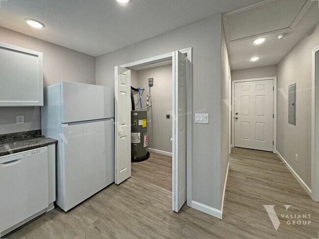 Building Photo - Charming 3-Bedroom, 1-Bathroom House for Rent in Springfield’s Heart of the Westside Neighborhood