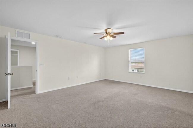 Building Photo - 921 Jacaranda Pkwy E