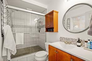 Building Photo - 3011 Yellowpine Terrace