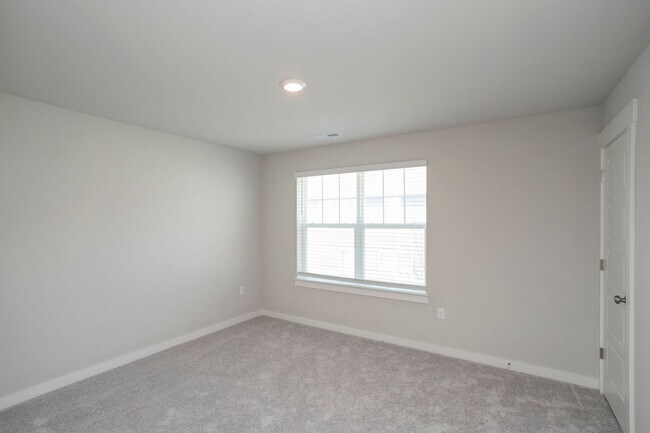 Building Photo - 1763 Frodo Wy