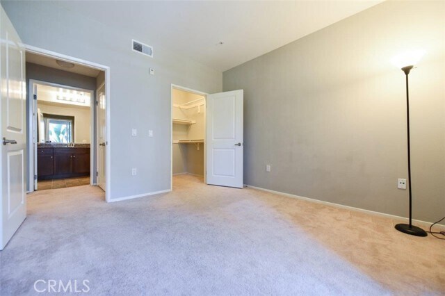 Building Photo - 2202 Scholarship