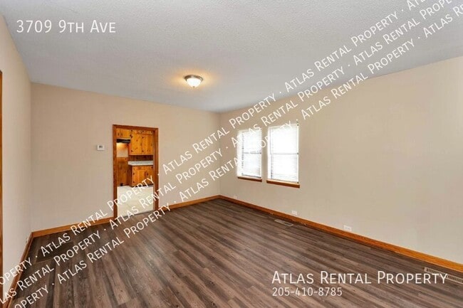 Building Photo - 3709 9th Ave