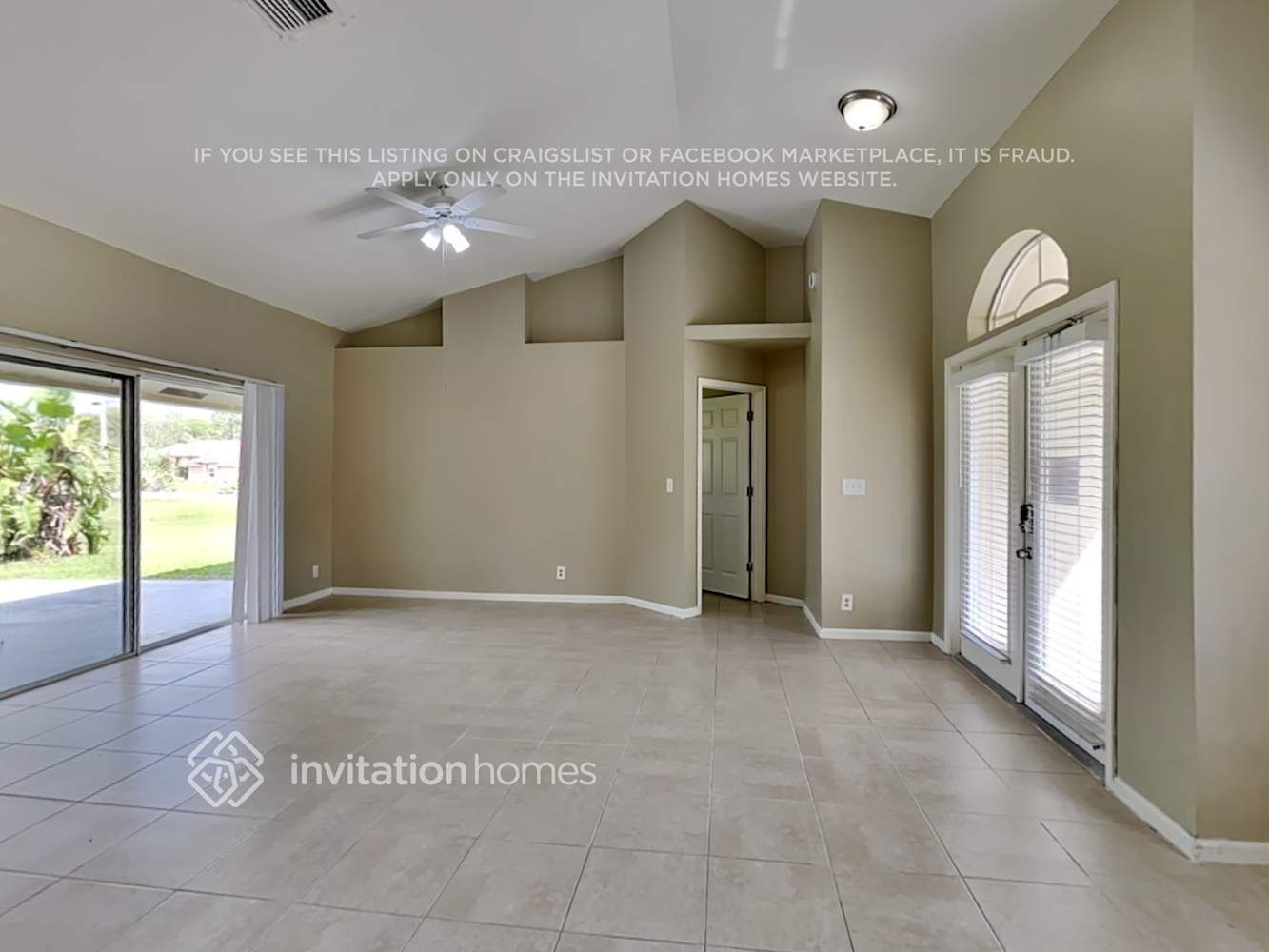 Building Photo - 8279 Coconut Blvd