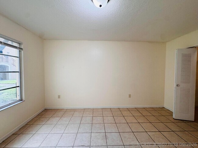 Building Photo - 4271 San Marino Blvd