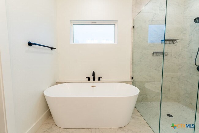 Building Photo - 4356 Cedar Creek Rd