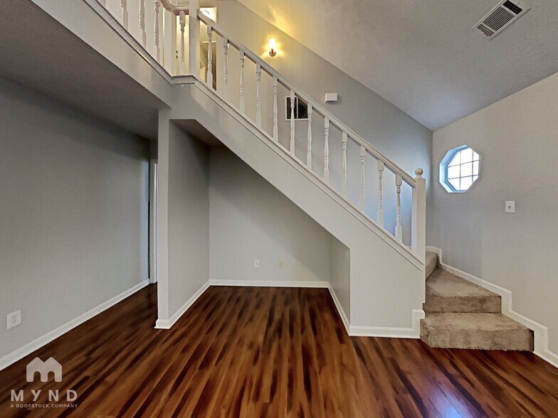 Building Photo - 4825 Hairston Pl