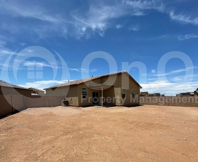 Building Photo - 6301 S Crescent Peak Dr
