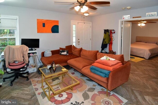 Building Photo - 11100 Beaver Trail Ct