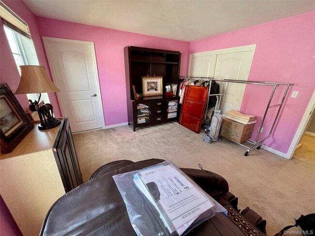 Building Photo - 141 Meadow View Dr