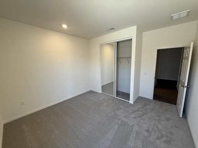 Building Photo - 7736 Nectarsweet Dr