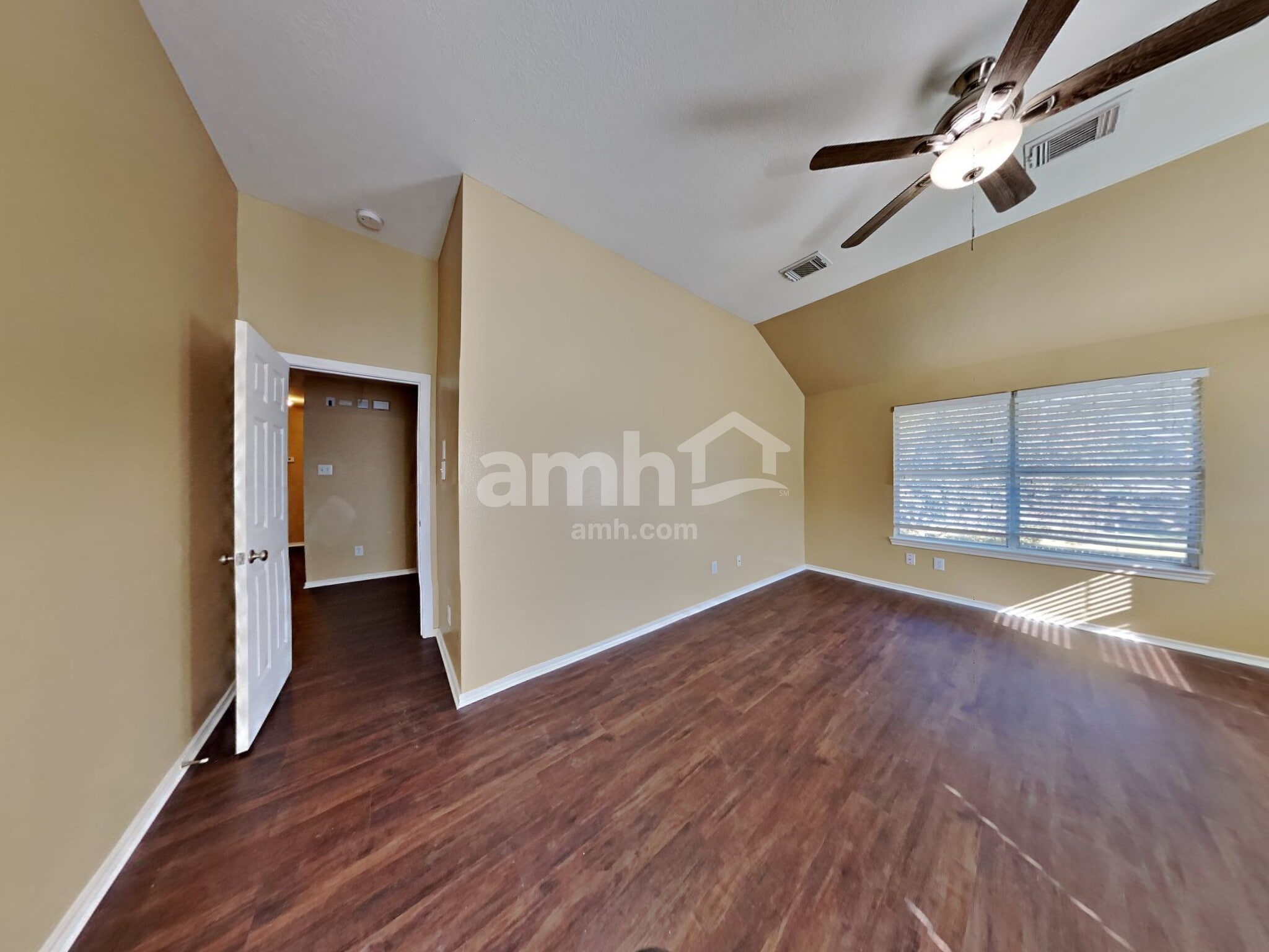 Building Photo - 149 Bristol Bend Ln