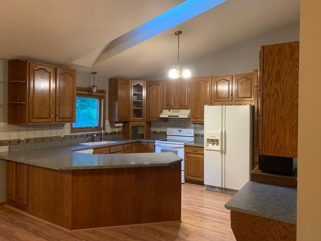Building Photo - 3104 E Marson Dr