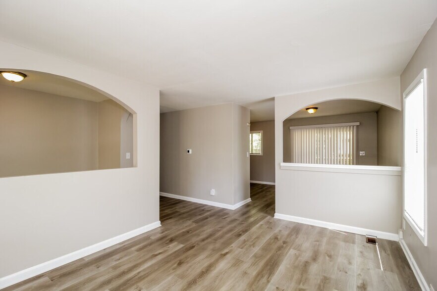 Building Photo - 6500 Boca Grande Blvd