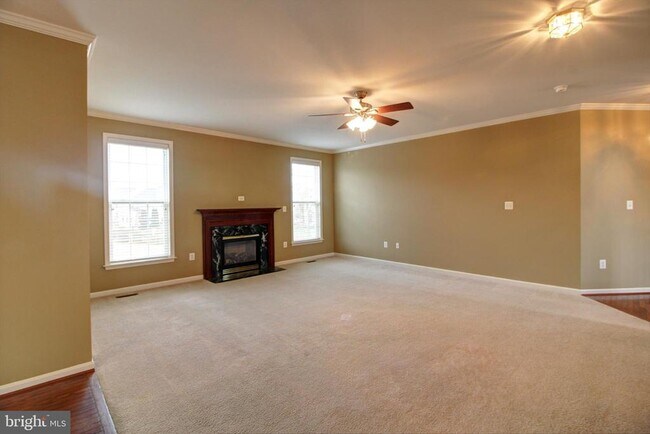 Building Photo - 114 Missouri Ct