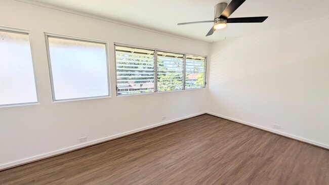 Building Photo - Newly Remodeled 2 bed 2 Bath Townhouse at Waialae Gardens in Kahala