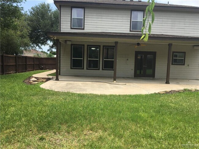 Building Photo - 3618 Wolf Dr