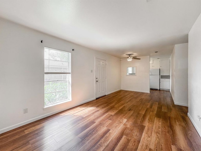 Building Photo - 4539 Dakota St