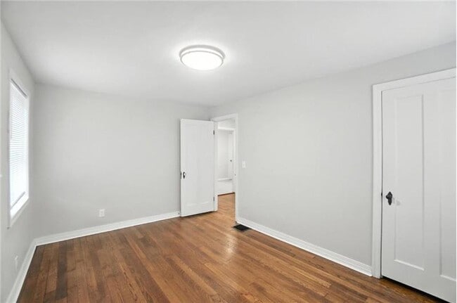 Building Photo - 4123 St Johns Terrace