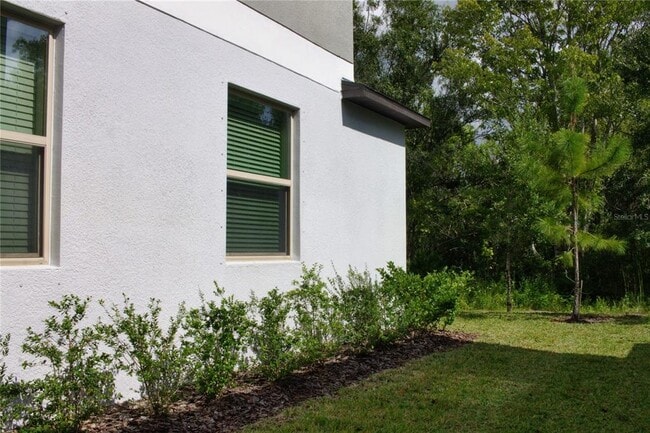 Building Photo - 11871 Dumaine Valley Rd