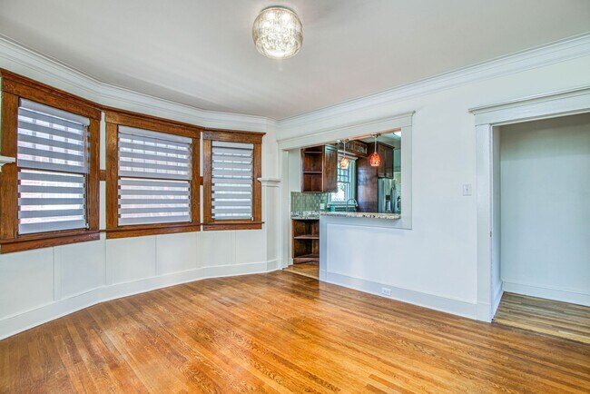 Building Photo - Manhattan Heights Historic District Gorgeous Backyard with Pool and Large House