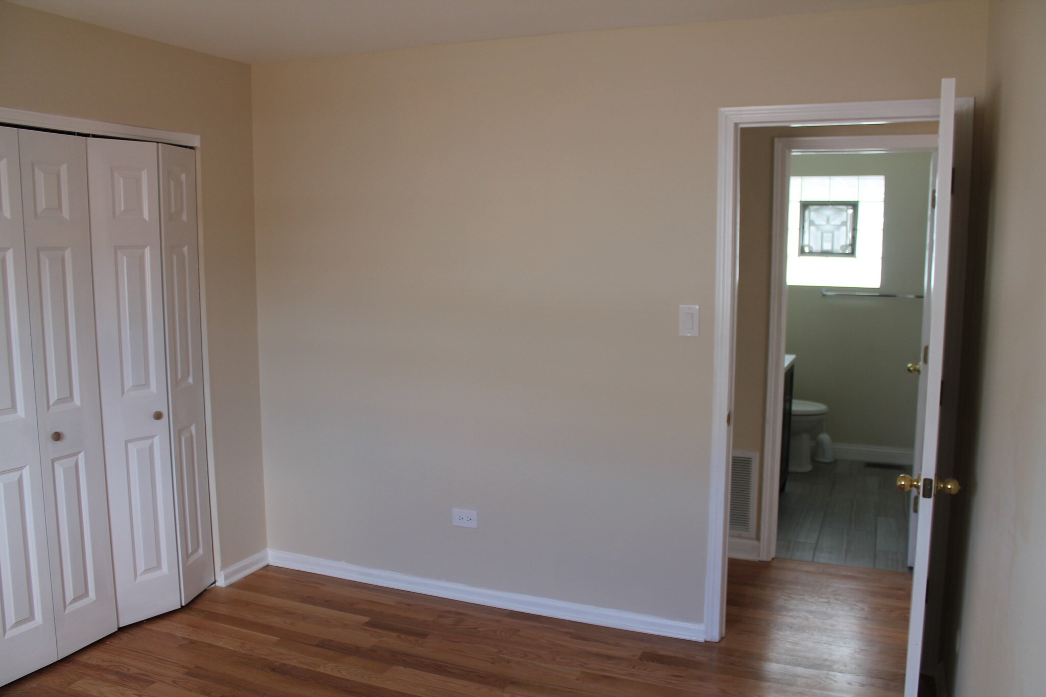 Building Photo - 18003 Greenview Terrace