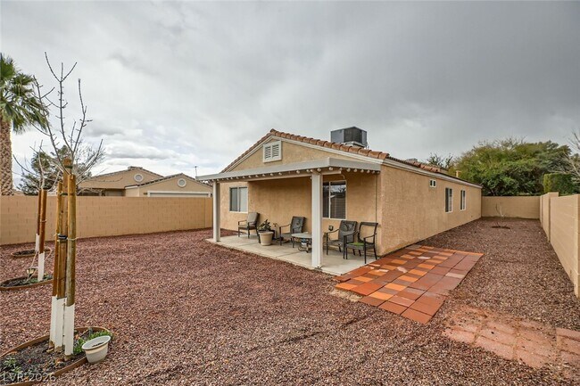 Building Photo - 5173 Panguitch Dr