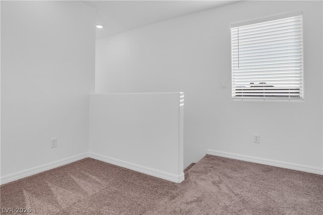 Building Photo - 5772 Avondale Rise Wy