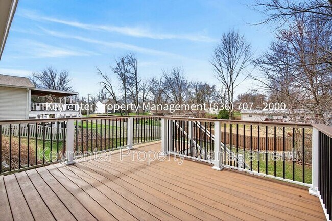 Building Photo - 1476 Shadow Wood Dr