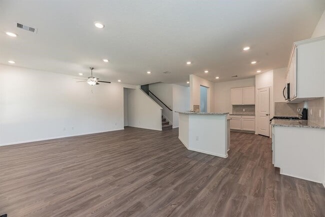 Building Photo - 6016 Heritage Creek Ln