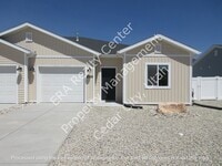 Building Photo - 2258 N 550 W