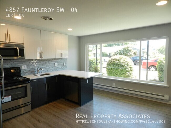 Building Photo - 4857 Fauntleroy Wy SW