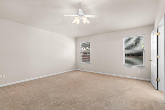 Building Photo - 1322 Tumbling River Dr