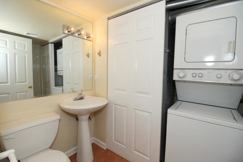 Building Photo - 3216 N Racine Ave