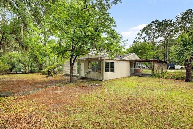 Building Photo - 3712 Oakland Ct