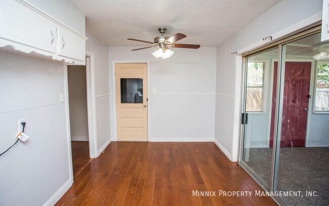 Building Photo - 1320 60th St