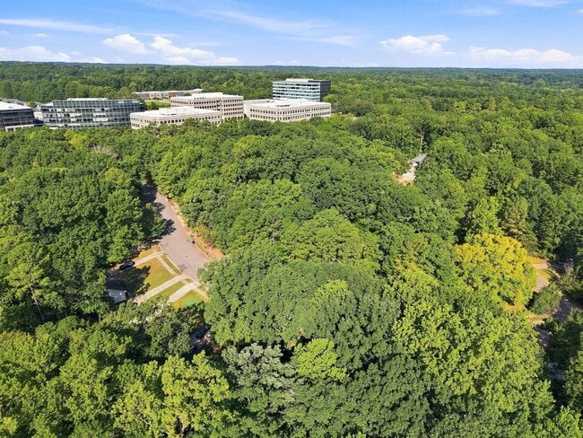 Building Photo - 4011 Arckelton Dr