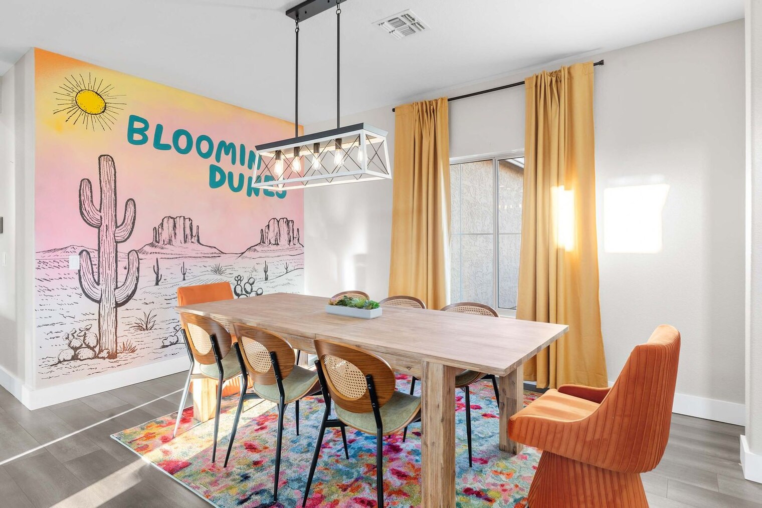 Building Photo - 4900 S Springs Dr