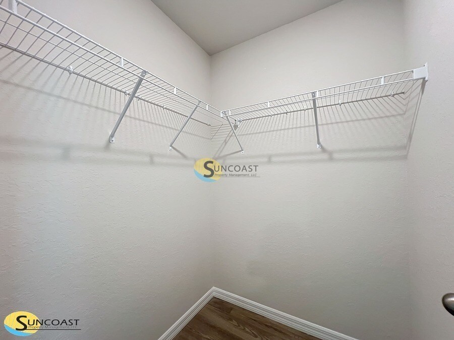 Building Photo - 6763 E Gurley St