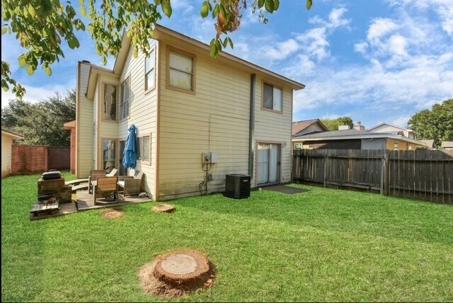 Building Photo - 16614 Rock E Dr